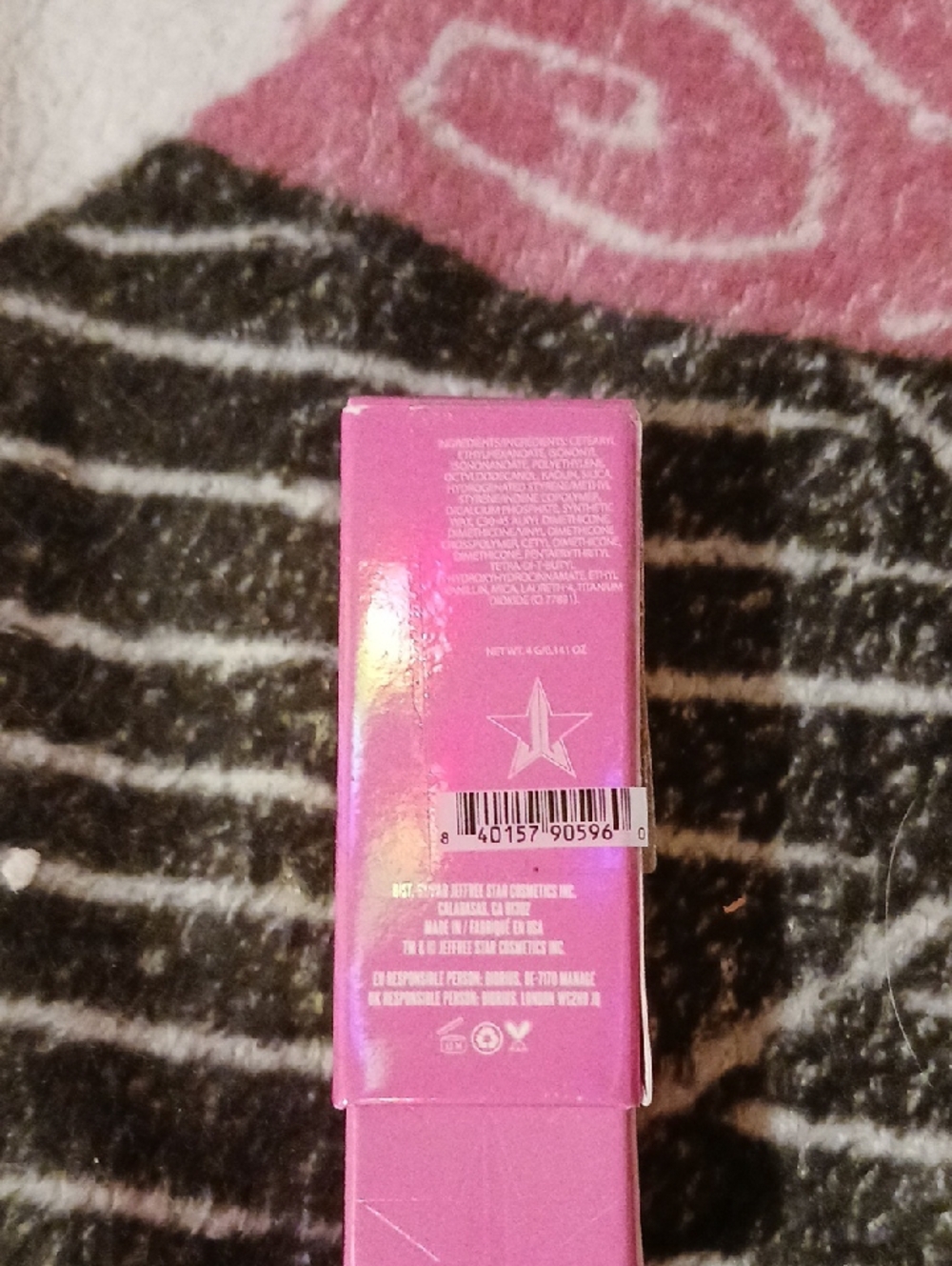 Jeffree Star Pink Lipstick - Bright Pink Packaging - Picture 3 of 4